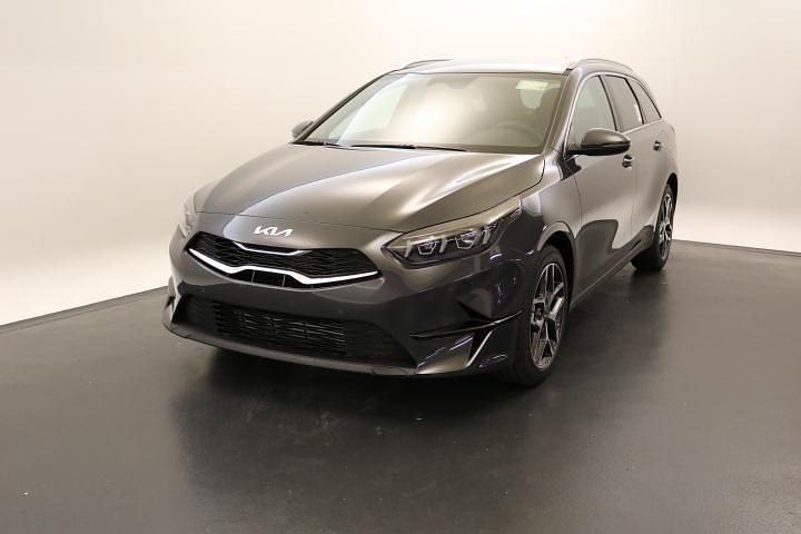 Neu Kia Ceed Sportswagon 140 PS (102 kW) 2025 Grau Kombi