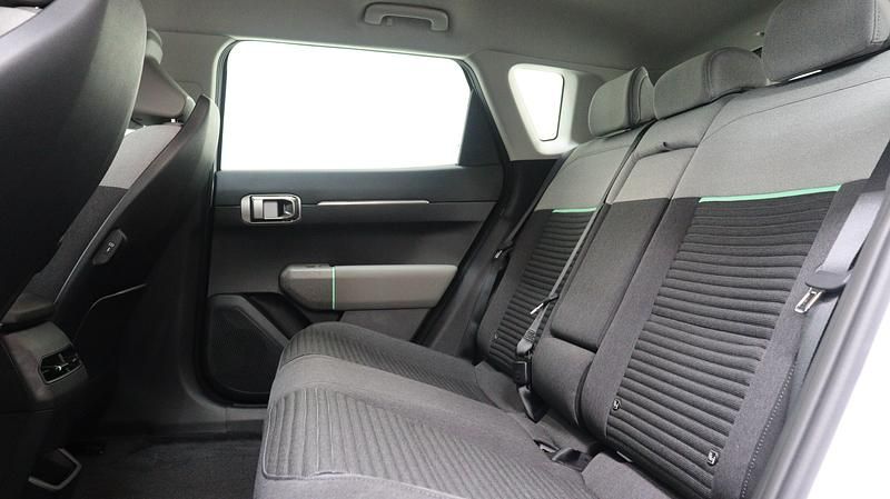 Neu Kia EV4 150 kW (204 PS) 2025 Weiss Limousine