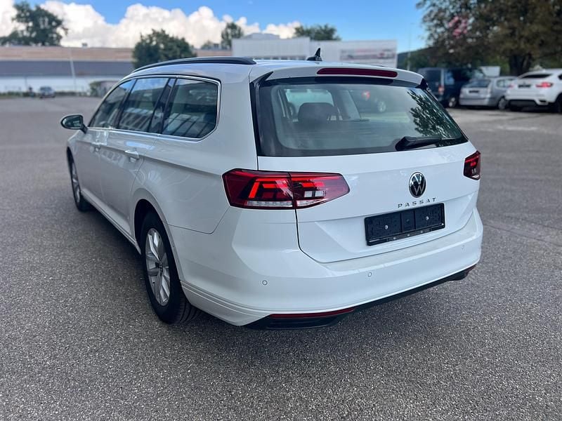 Gebraucht VW Passat Business 150 PS (110 kW) 2021