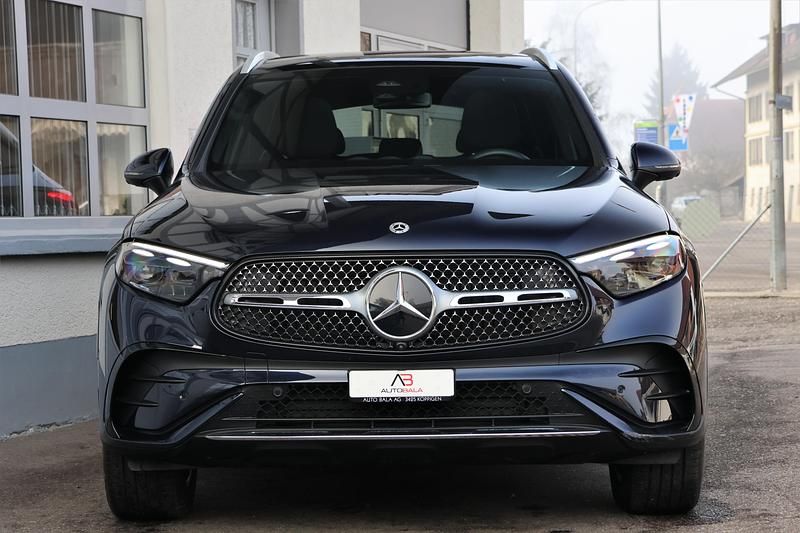 Gebraucht Mercedes GLC220 AMG line 197 PS (144 kW) 2024 SUV