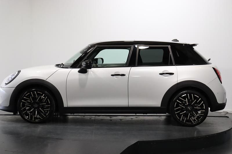 Gebraucht Mini Cooper S 204 PS (150 kW) 2024 Kleinwagen