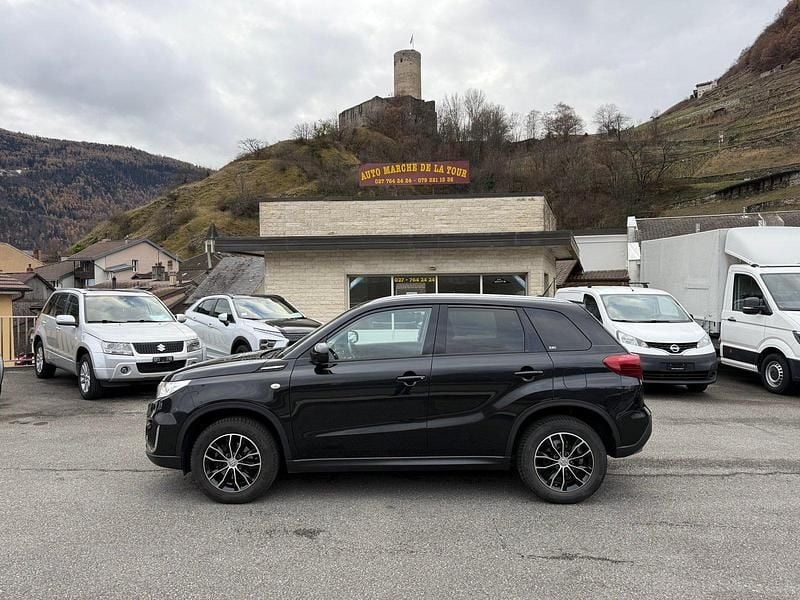 Gebraucht Suzuki Vitara 111 PS (81 kW) 2019 SUV