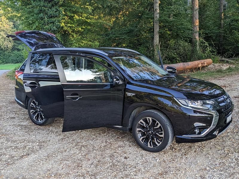 Gebraucht Mitsubishi Outlander P-HEV 121 PS (88 kW) 2017