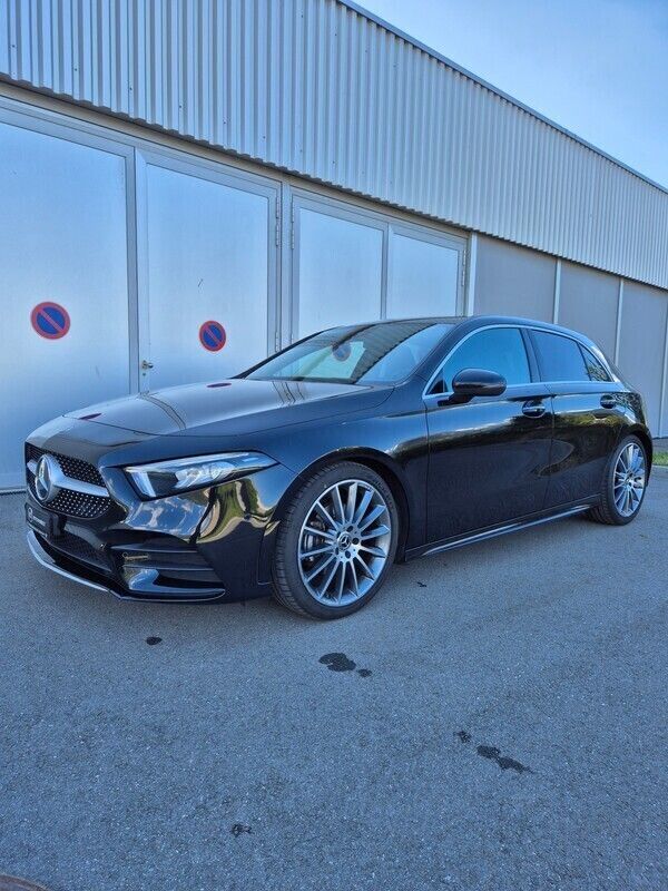 Gebraucht Mercedes A200 AMG line 163 PS (119 kW) 2021