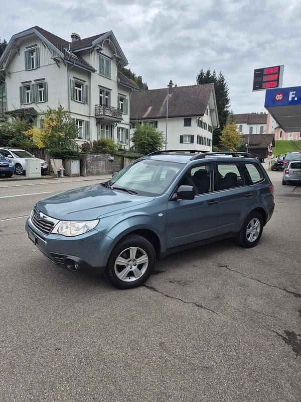 Gebraucht 2010 Subaru Forester SUV | CHF 7’980 (Etwas zu teuer) - Bild 1/4