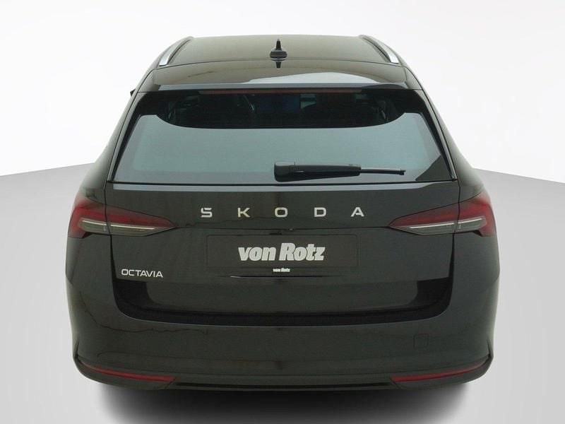 Gebraucht Skoda Octavia Lodge 150 PS (110 kW) 2026 Kombi