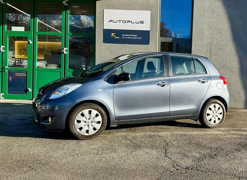 Gebraucht Toyota Yaris Sol 99 PS (72 kW) 2010