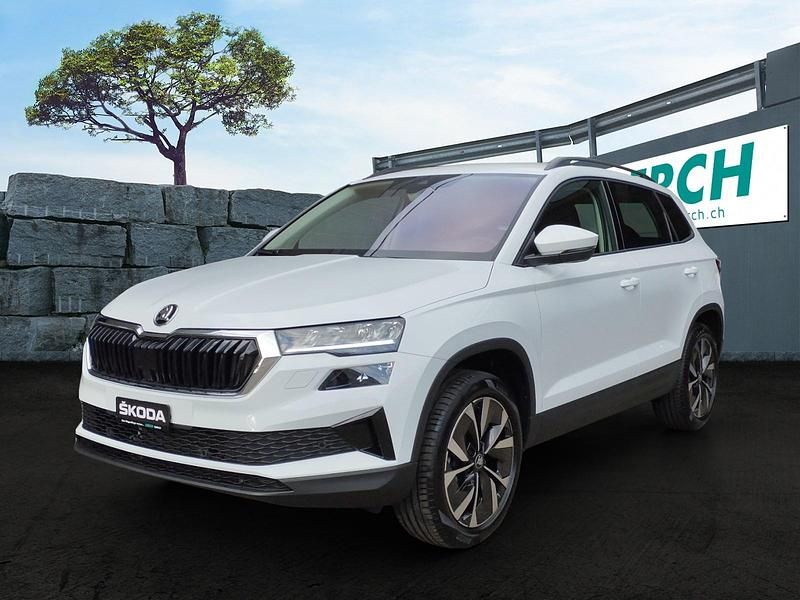 Weiss Neu 2025 Skoda Karoq SE SUV | CHF 47’450 - Bild 1/4