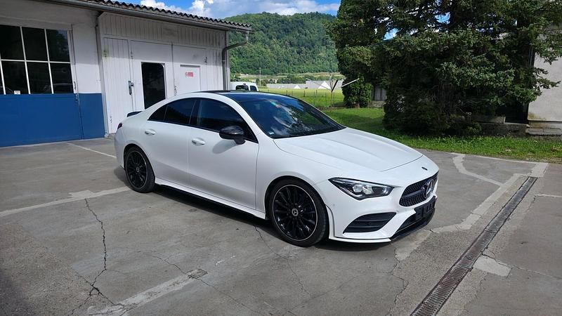 Gebraucht Mercedes CLA200 Shooting Brake AMG line 163 PS (119 kW) 2020 Kombi