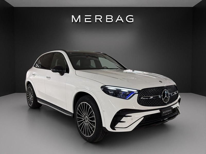 Weiss Neu 2025 Mercedes GLC400d SUV | CHF 86’000 - Bild 1/4