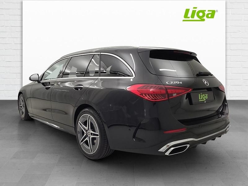Gebraucht Mercedes C220 AMG line 197 PS (144 kW) 2024