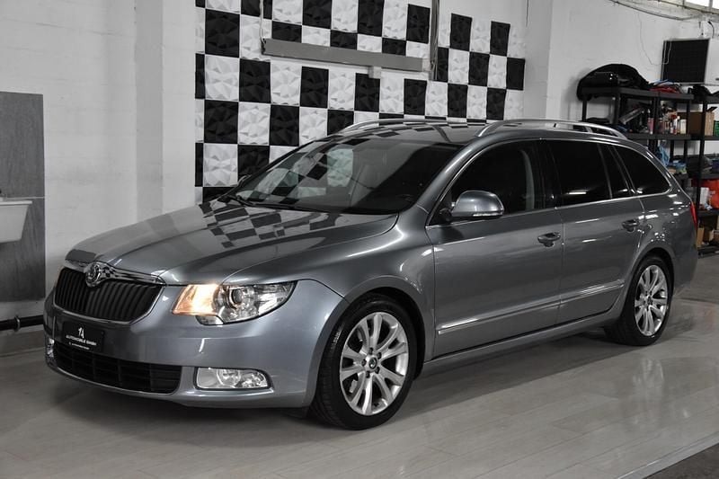 Gebraucht Skoda Superb Ambition 170 PS (125 kW) 2010 Kombi