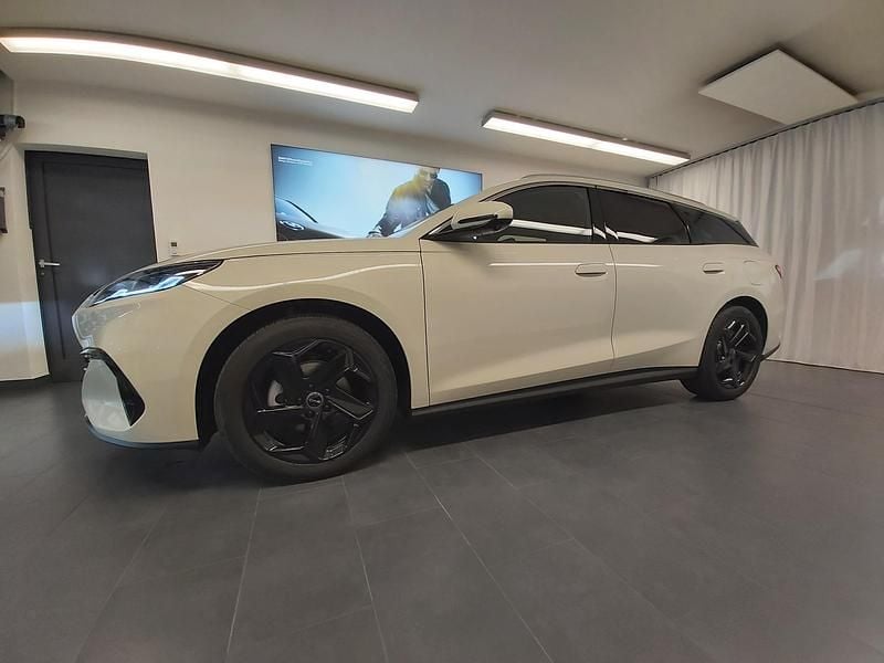 Neu BYD Seal Comfort 211 PS (155 kW) 2026 Beige Kombi