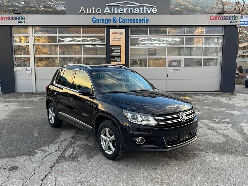 Gebraucht VW Tiguan LOUNGE 160 PS (117 kW) 2015 SUV