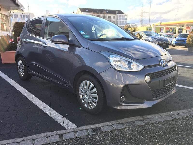 Gebraucht Hyundai i10 87 PS (63 kW) 2017 Kleinwagen