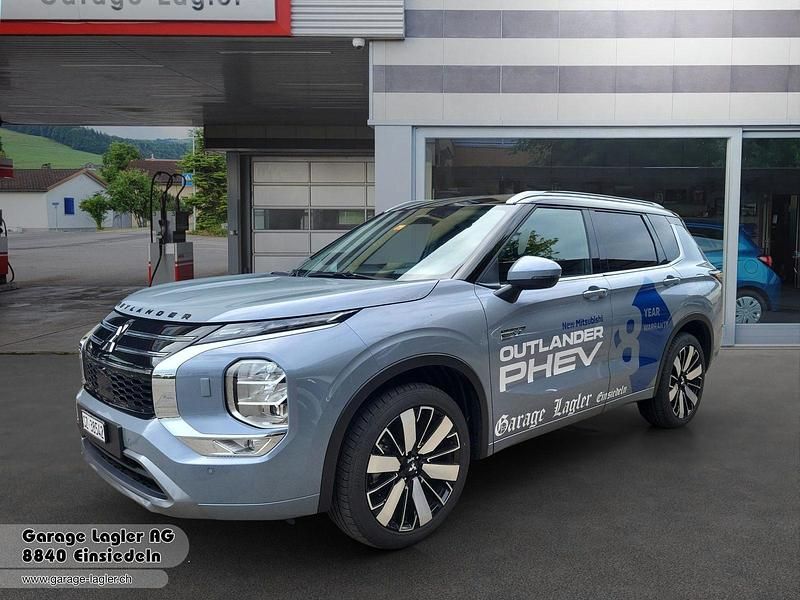 Gebraucht Mitsubishi Outlander P-HEV Instyle 306 PS (225 kW) 2025 SUV
