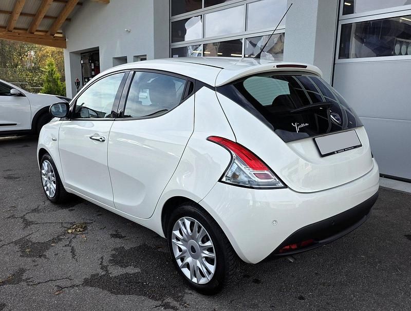 Gebraucht Lancia Ypsilon Gold 85 PS (62 kW) 2012 Kleinwagen