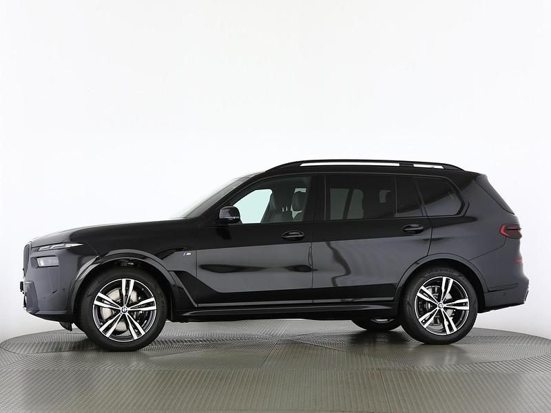 Neu BMW X7 M Sport 340 PS (250 kW) 2025 SUV
