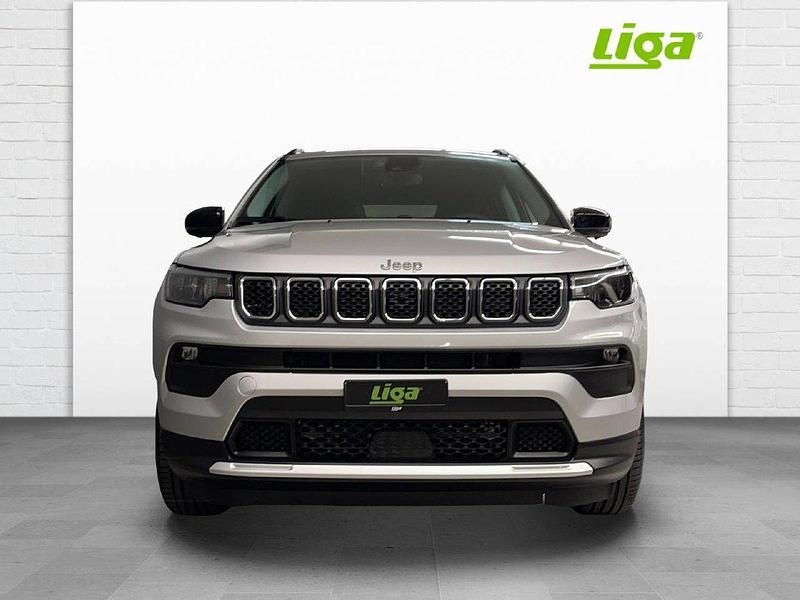 Gebraucht Jeep Compass Limited 131 PS (96 kW) 2022 Silber SUV