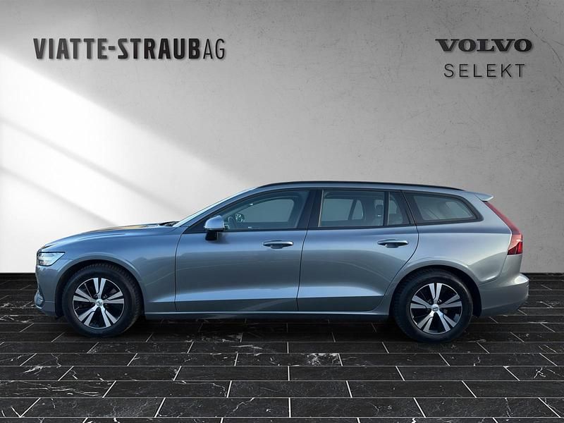 Gebraucht Volvo V60 Momentum 190 PS (139 kW) 2018 Anthrazit Kombi
