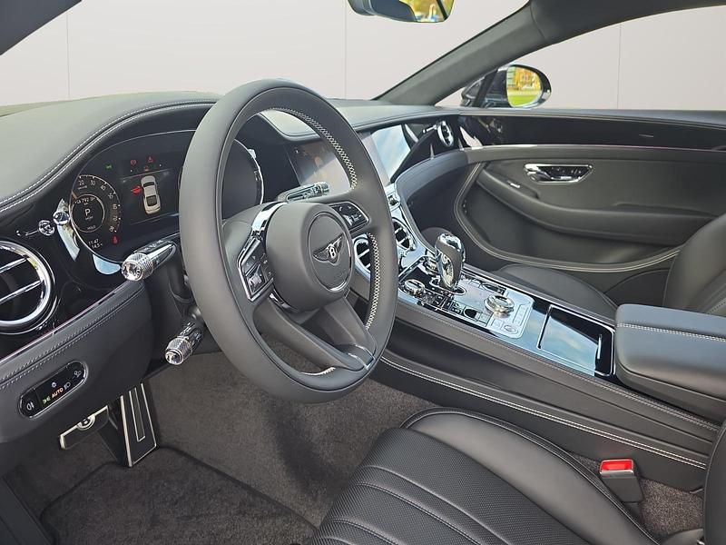 Neu Bentley Continental 680 PS (500 kW) 2025 Schwarz Coupé
