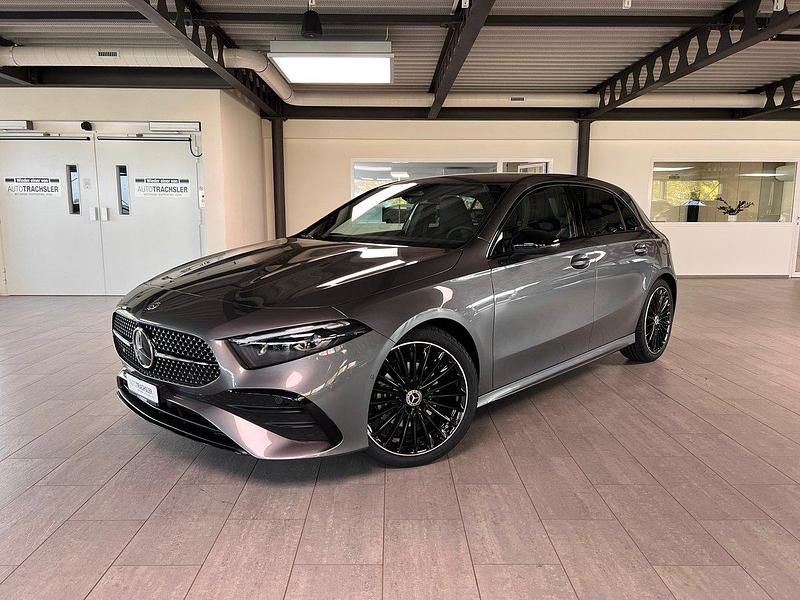 Grau Neu 2025 Mercedes A200 Night Limousine | CHF 44’900 (Fairer Preis) - Bild 1/4
