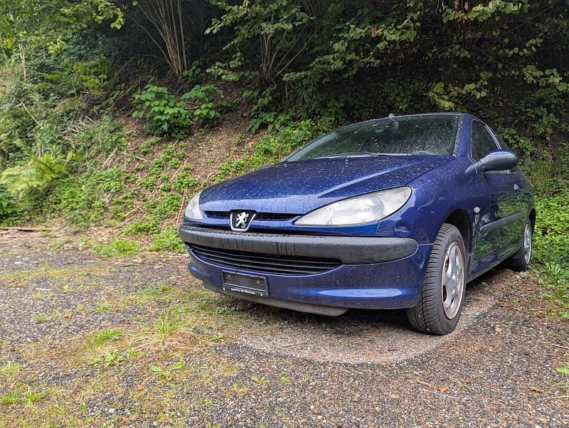 Gebraucht Peugeot 206 89 PS (65 kW) 1999 Kleinwagen