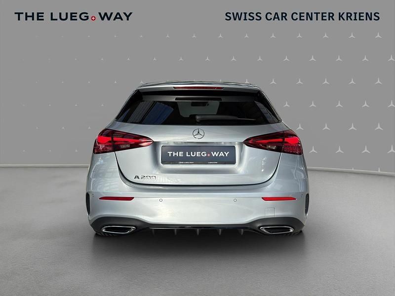 Gebraucht Mercedes A200 AMG 163 PS (119 kW) 2026 Silber Limousine