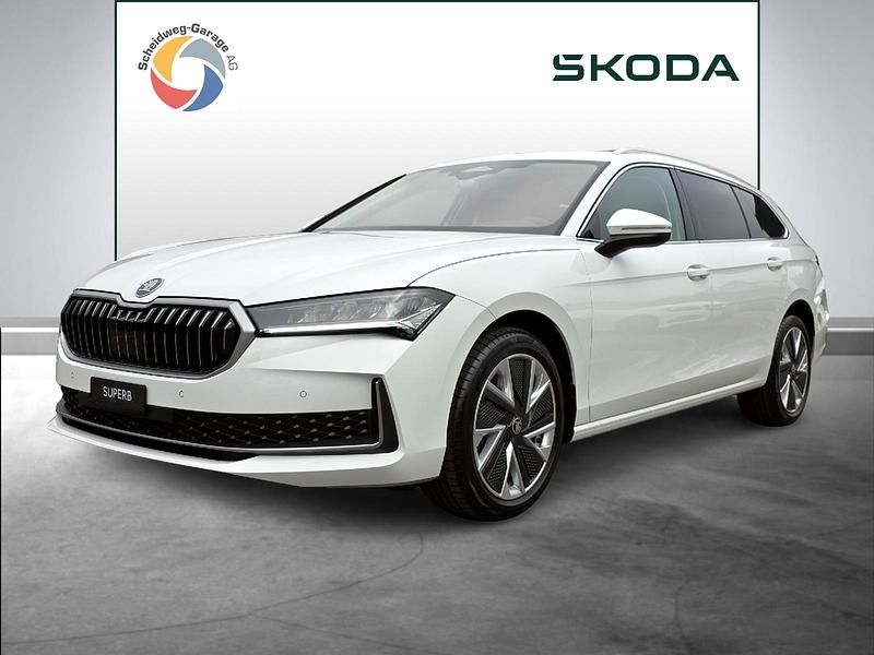 Gebraucht Skoda Superb Selection 193 PS (141 kW) 2025 Weiss Kombi