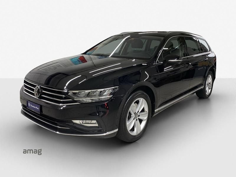 Gebraucht VW Passat Elegance 200 PS (147 kW) 2023 Deepblack perleffekt Kombi