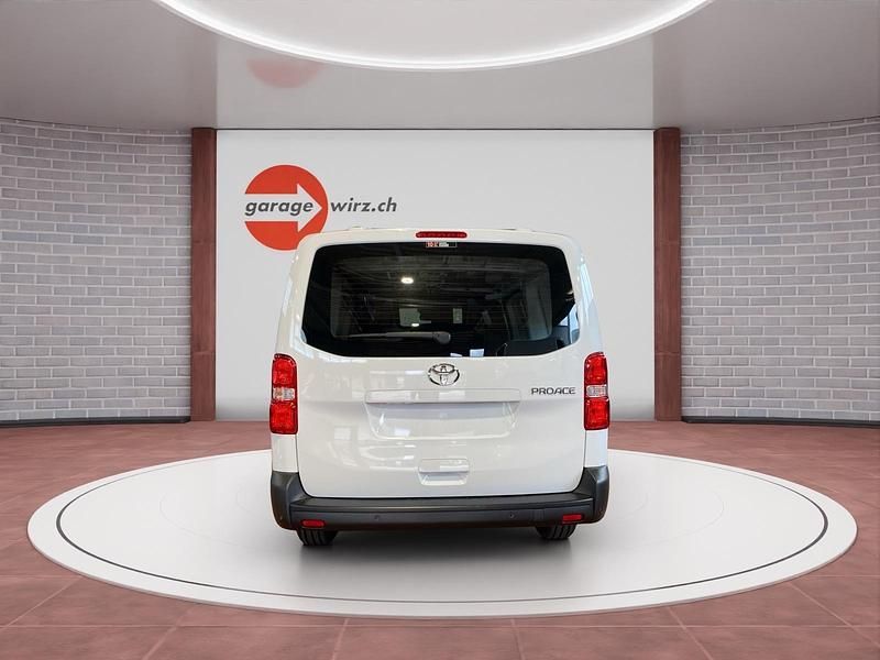 Neu Toyota Proace Active 144 PS (105 kW) 2026 Van / Kleinbus