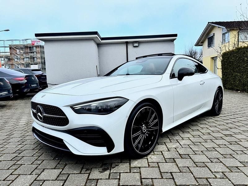 Gebraucht Mercedes CLE300 AMG line 258 PS (189 kW) 2024 Coupé