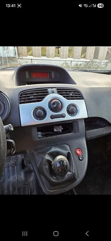 Gebraucht Renault Kangoo Happy Family 110 PS (80 kW) 2012