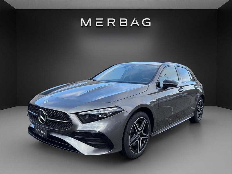 Neu Mercedes A250 218 PS (160 kW) 2025 Grau Limousine