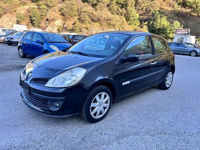 Gebraucht 2007 Renault Clio II Rip Curl | CHF 3’500 (Fairer Preis) - Bild 1/4