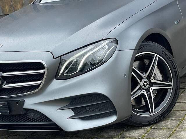 Gebraucht Mercedes E300 AMG line 306 PS (225 kW) 2020