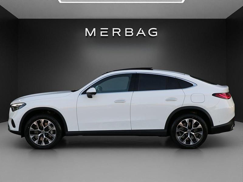 Neu Mercedes GLC300 197 PS (144 kW) 2026 Weiss Coupé