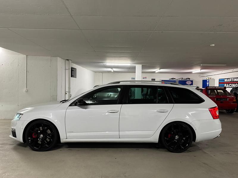 Gebraucht Skoda Octavia RS 220 PS (161 kW) 2014 Kleinwagen