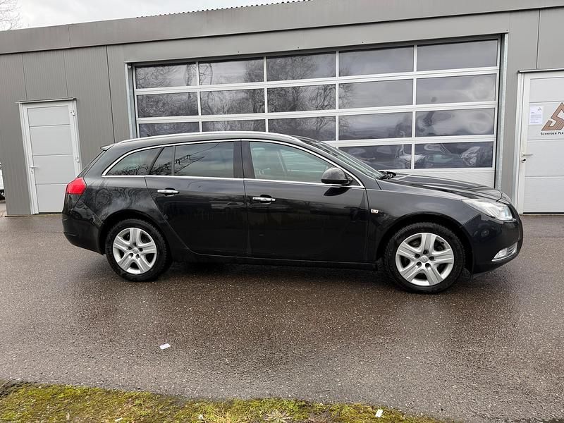 Gebraucht Opel Insignia Cosmo 160 PS (117 kW) 2011 Kombi