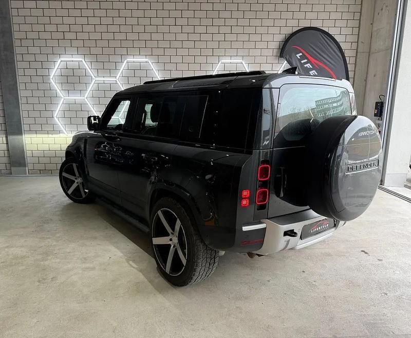 Gebraucht Land Rover Defender SE 249 PS (183 kW) 2026 Gray SUV
