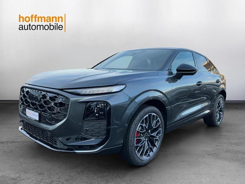 Neu Audi Q3 Sportback Ambiente 204 PS (150 kW) 2025 Grau SUV