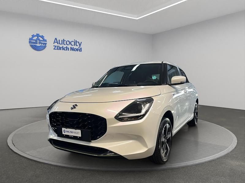Gebraucht Suzuki Swift 82 PS (60 kW) 2025 Weiss Limousine