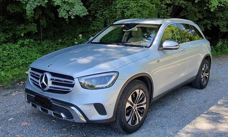 Gebraucht 2019 Mercedes GLC220 AMG line | CHF 31’800 (Superpreis) - Bild 1/4