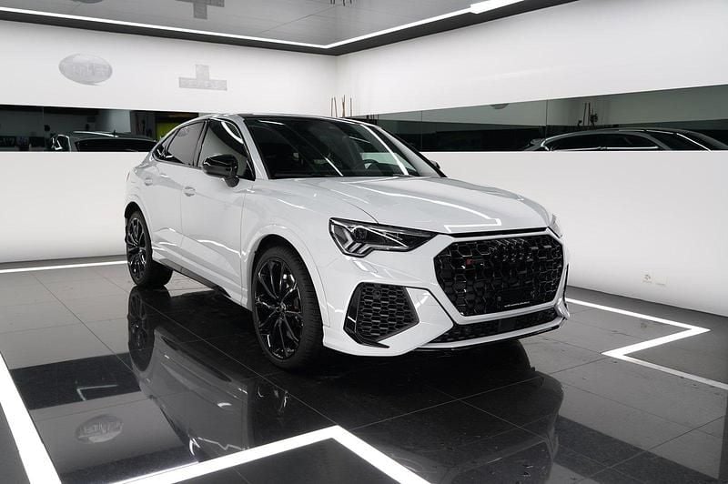 Gebraucht Audi RS Q3 Ambiente 400 PS (294 kW) 2022 SUV