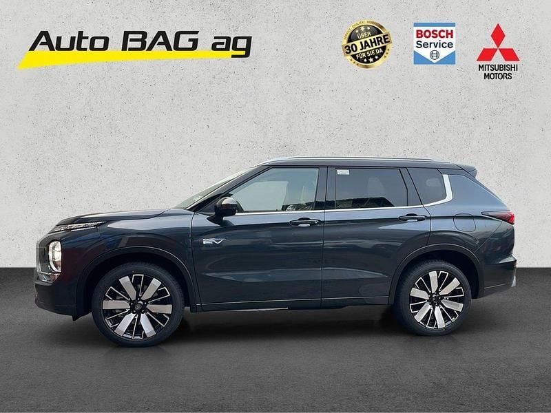 Neu Mitsubishi Outlander P-HEV Instyle 306 PS (225 kW) 2025 SUV