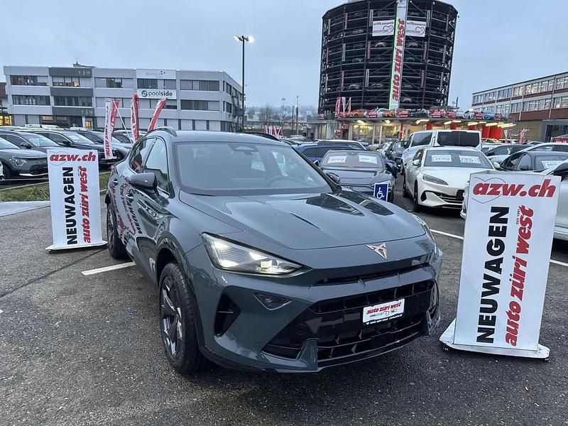 Neu Cupra Formentor 150 PS (110 kW) 2026 Blau SUV