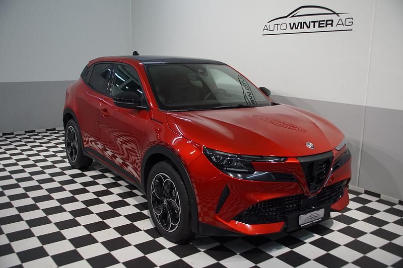 Gebraucht 2024 Alfa Romeo Junior Edizione Speciale SUV | CHF 36’500 (Guter Preis) - Bild 1/4