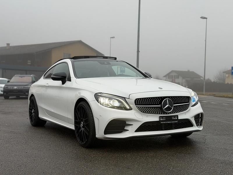 Gebraucht Mercedes C180 AMG line 156 PS (114 kW) 2019