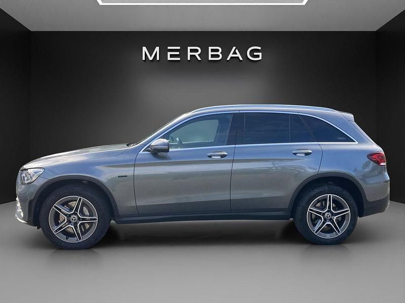 Gebraucht Mercedes GLC300e AMG line 211 PS (155 kW) 2021 SUV