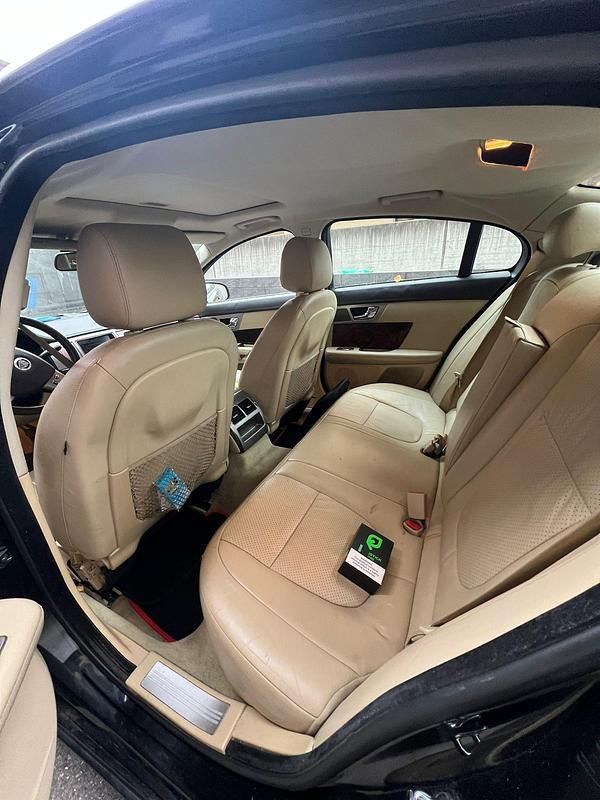 Gebraucht Jaguar XF Premium Luxury 207 PS (152 kW) 2009 Limousine